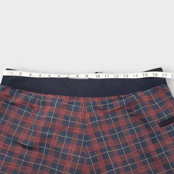 Patagonia Twenty-threes Board Shorts Mens Swim Trunks Red Blue Plaid Sz 33 - Picture 7 of 12
